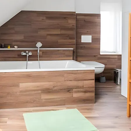 Baer Apartment *